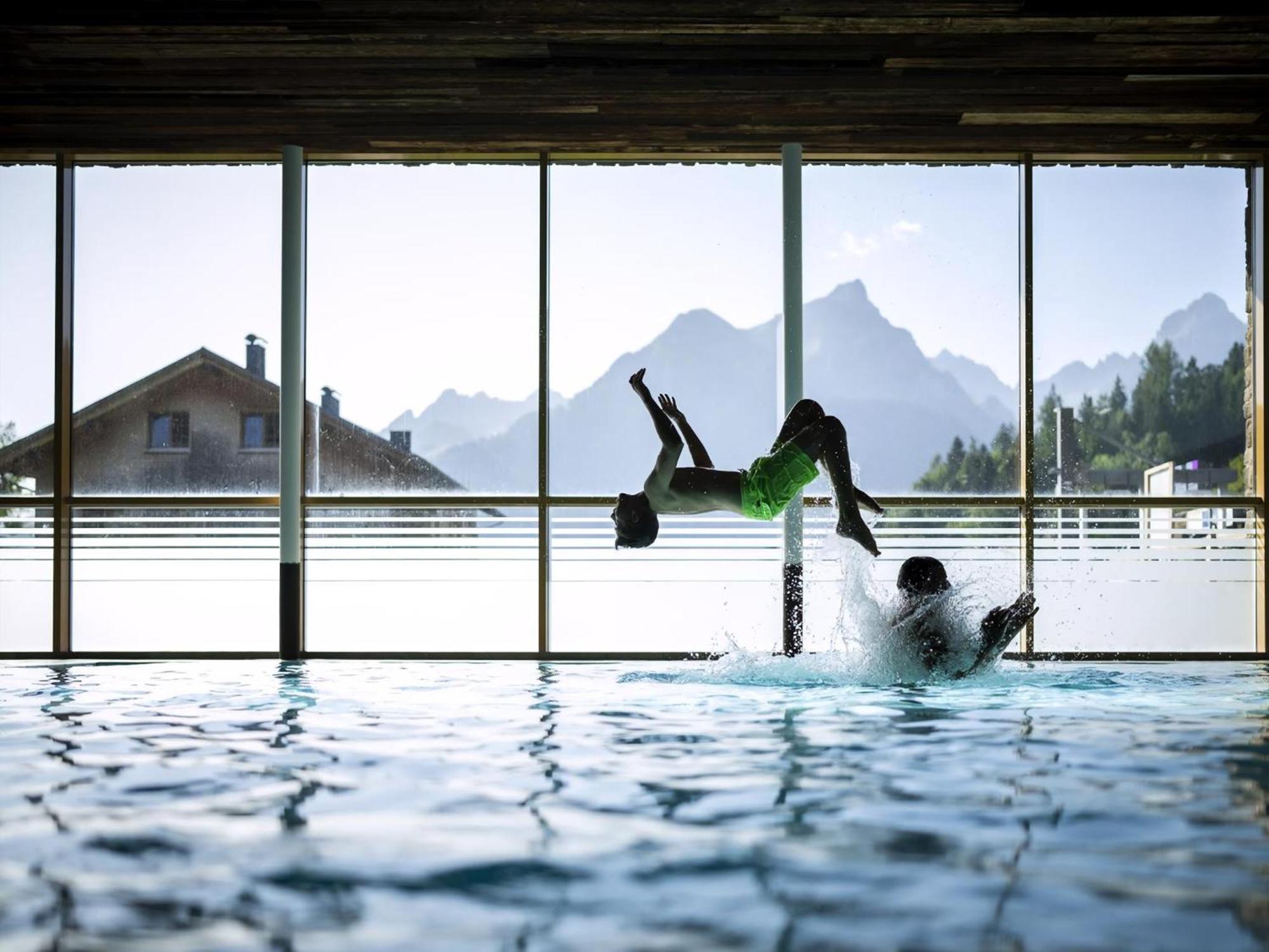 Landal Brandnertal Hotel Buerserberg Exterior photo