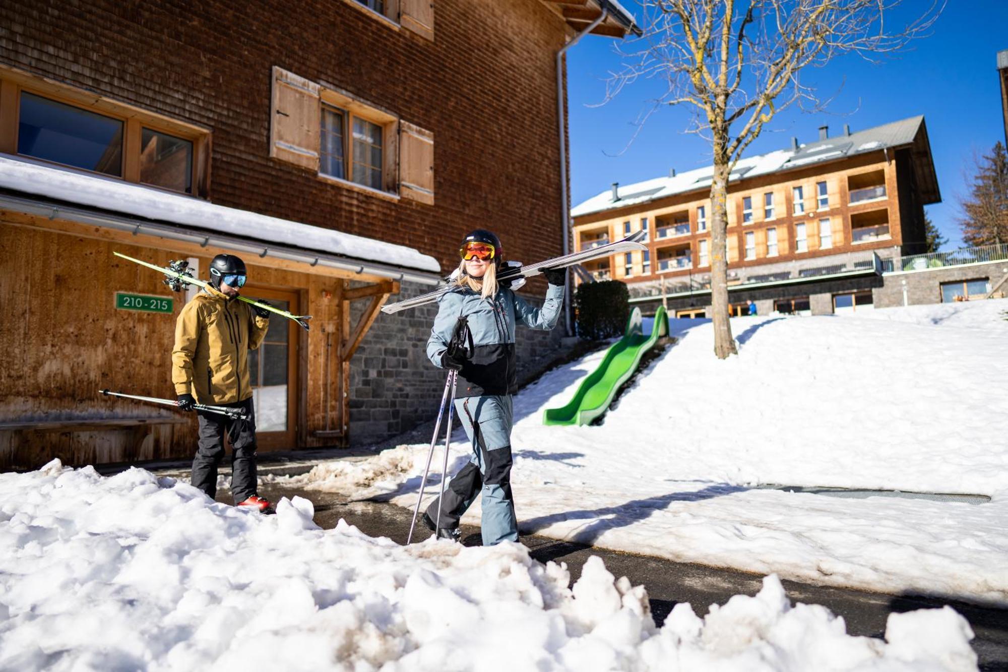 Landal Brandnertal Hotel Buerserberg Exterior photo